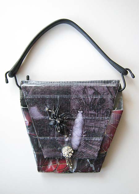 Spider & Fly purse front